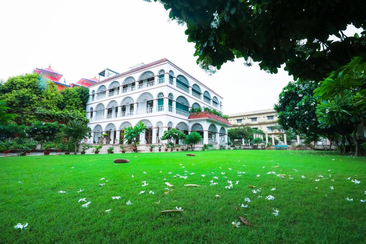 Saptapuri By Royal Orchid Hotels Limited พาราณสี ภายนอก รูปภาพ