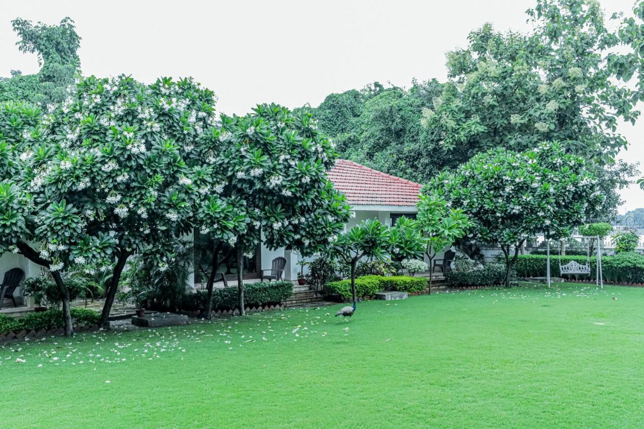 Saptapuri By Royal Orchid Hotels Limited พาราณสี ภายนอก รูปภาพ